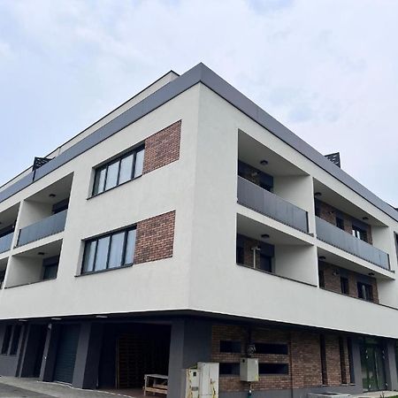 Cluj Airport Apartment ภายนอก รูปภาพ